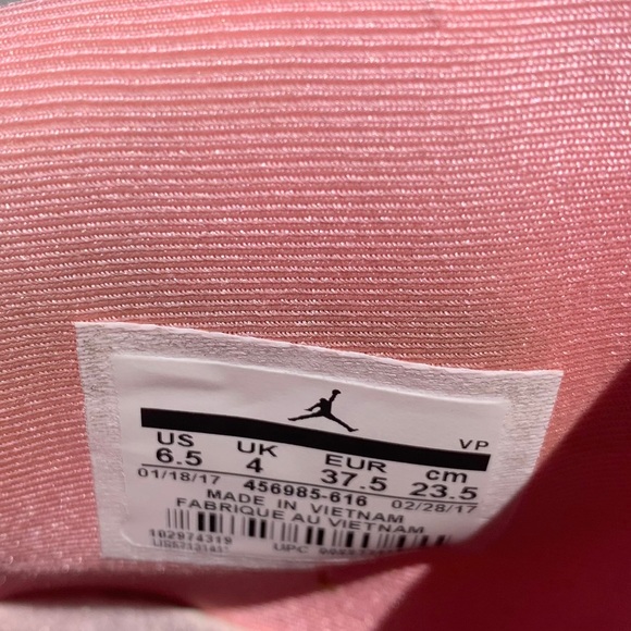 Air Jordan 12 Retro size 6.5 womens - Picture 3 of 5